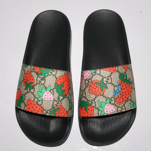 Gucci Shoes - Gucci GG Supreme Strawberry Print Slides Sandals